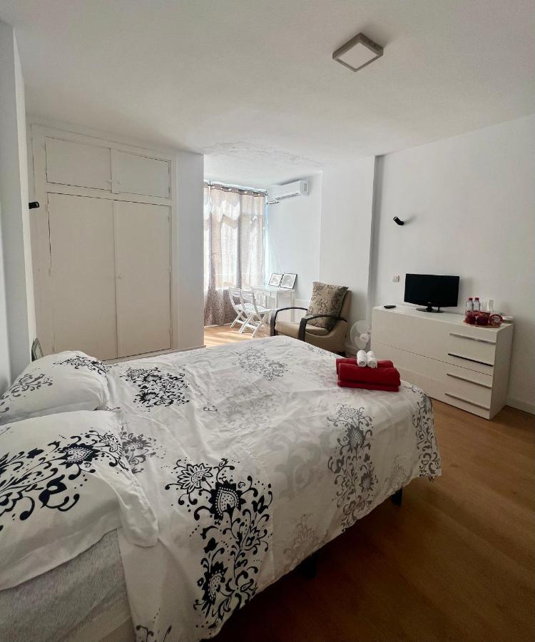 Antares House Premium, Estudio Torremolinos Con Piscina Exterior foto